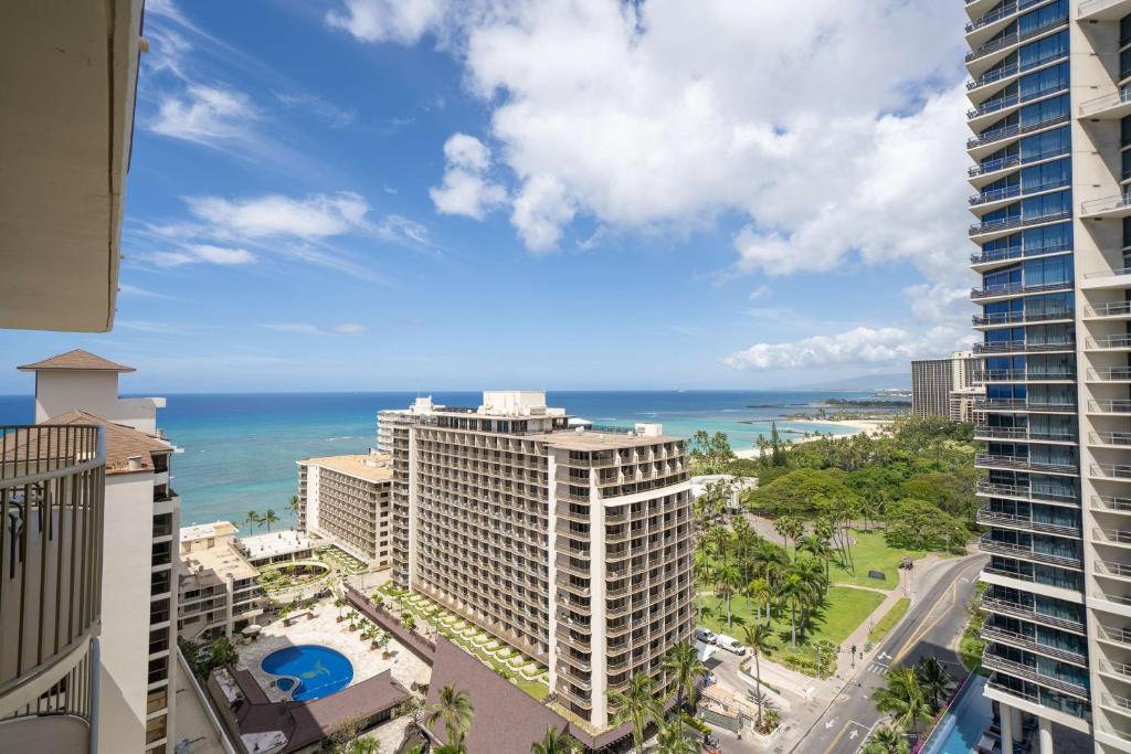 エンバシー・スイーツ・バイ・ヒルトン・ワイキキ・ビーチ・ウォーク Embassy Suites by Hilton Waikiki Beach Walk 画像6