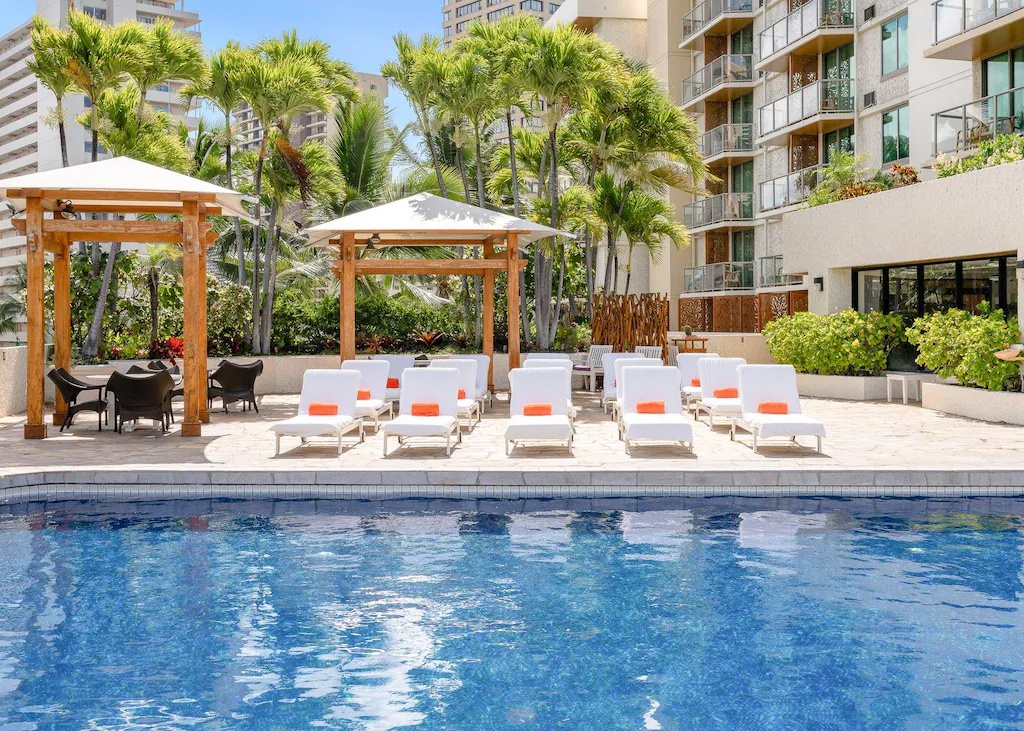 ルアナ ワイキキ ホテル & スイーツ Luana Waikiki Hotel & Suites 画像1