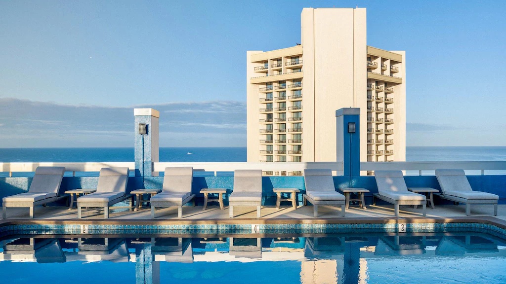 パシフィック モナーク ホテル Pacific Monarch Hotel 画像1