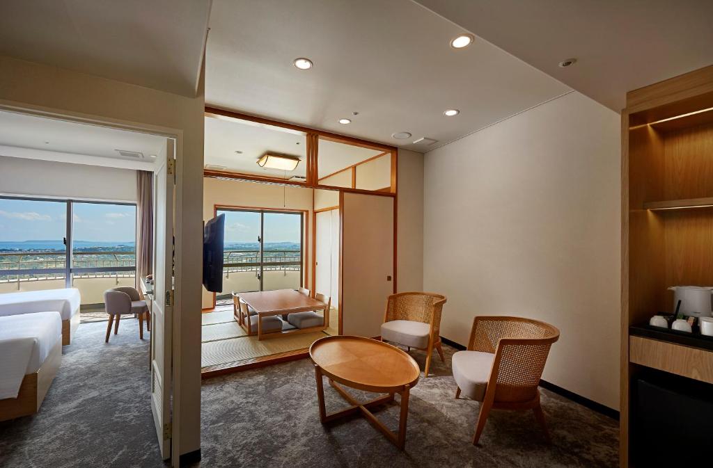 ANAクラウンプラザリゾート沖縄うるまヒルズ ANA Crowne Plaza Resort Okinawa Uruma Hills 画像2