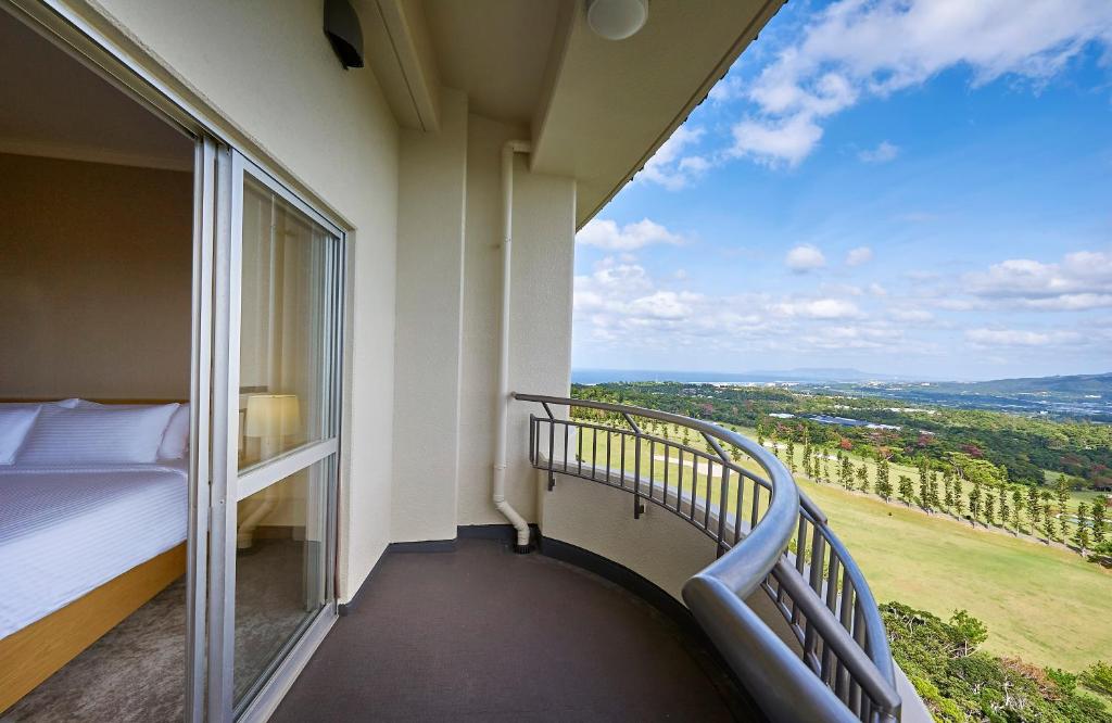 ANAクラウンプラザリゾート沖縄うるまヒルズ ANA Crowne Plaza Resort Okinawa Uruma Hills 画像7